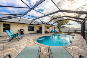 Salt Water Heated Pool, Sleeps 6 - Villa Soak Up the Sun - Roelens Vacations